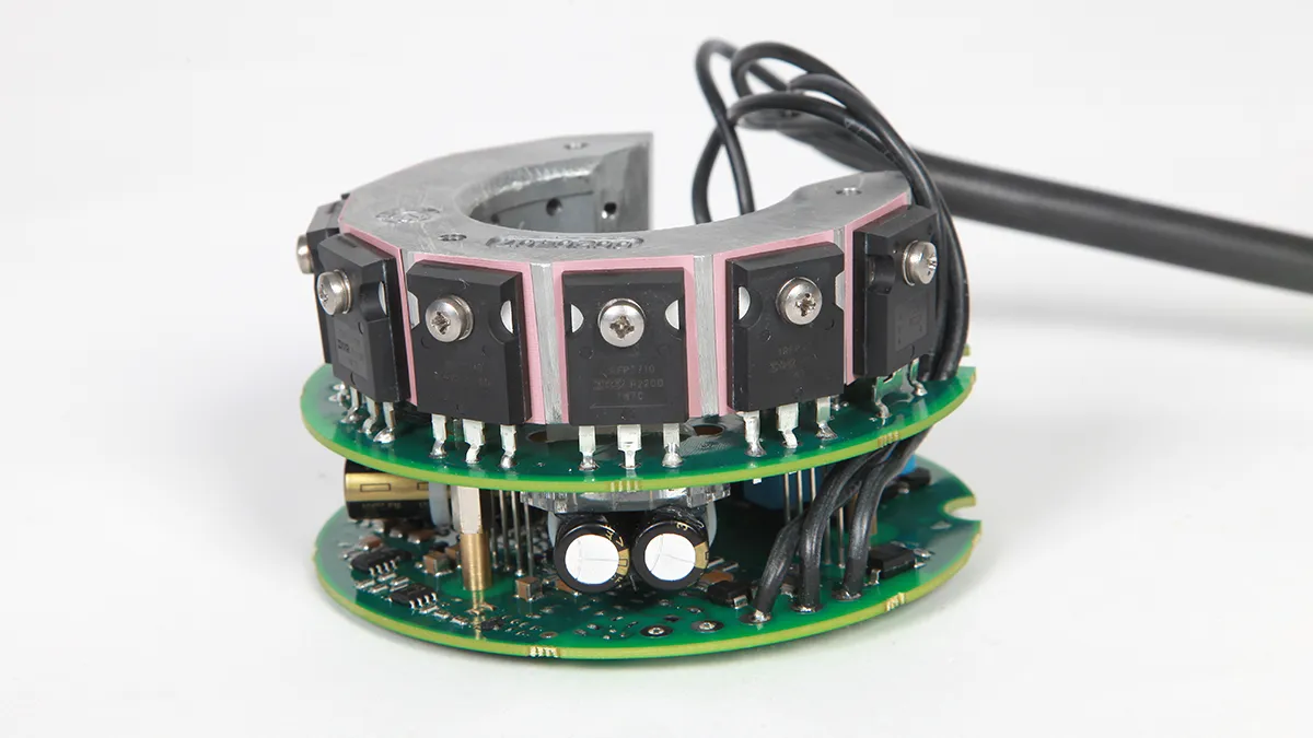 Commande électronique du moteur pour ventilation