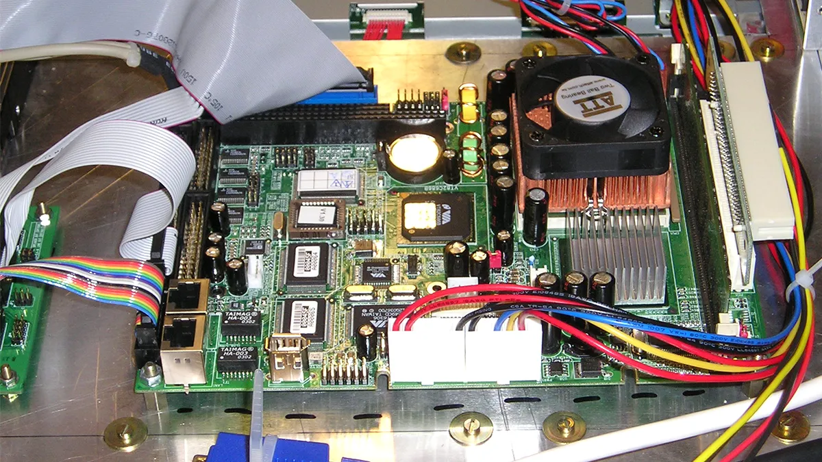 Coffret complet intégrant un PC industriel
