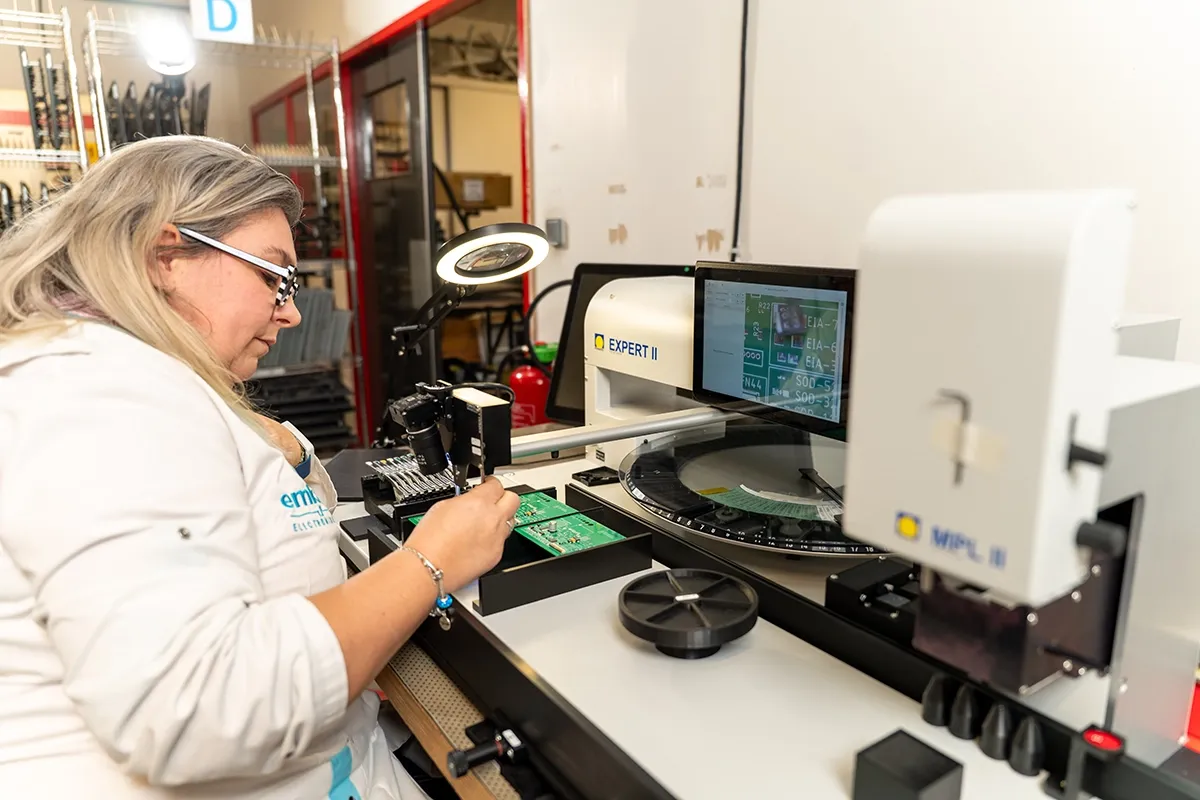 Image de l'article Votre prototype en 7 jours, c’est possible avec EMKA Électronique