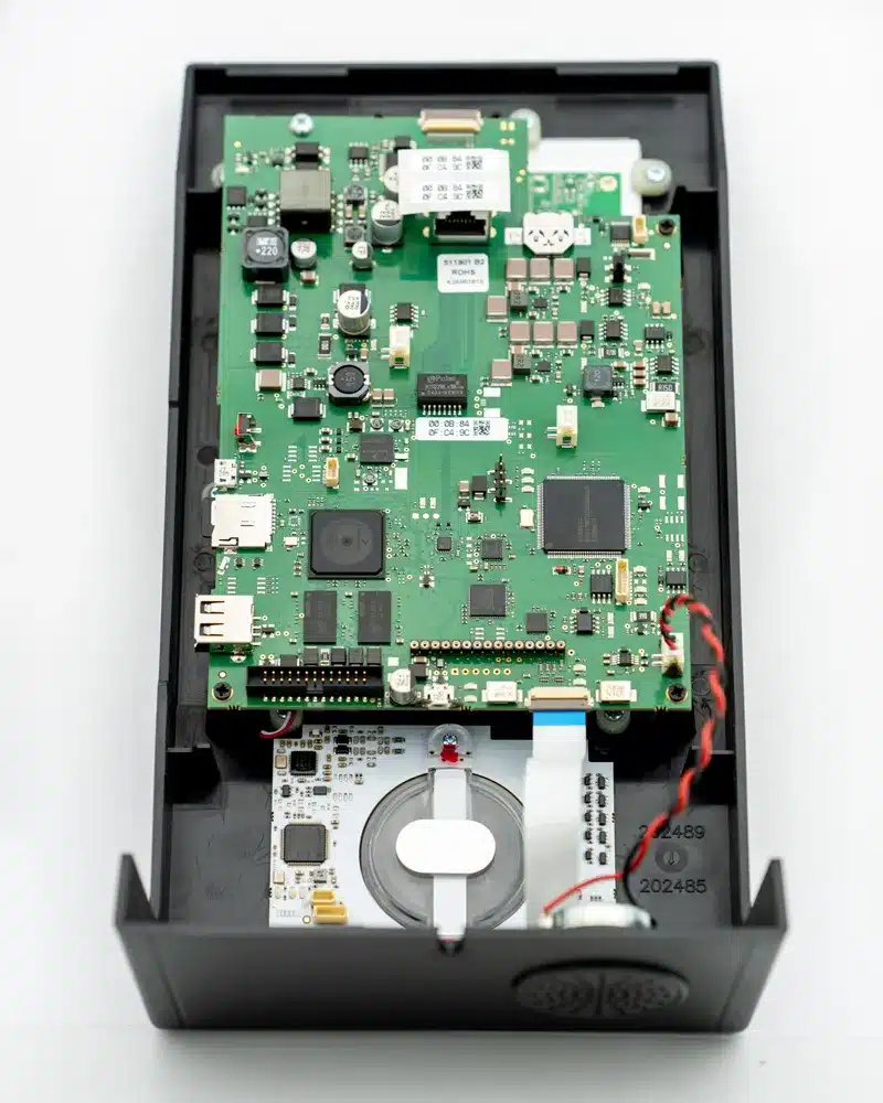 Intégration électrotechnique pour marchés industriels exigeants - EMKA