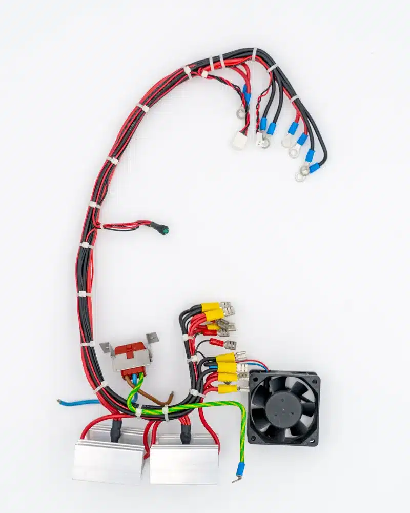 Faisceau de câblage électronique assemblé en atelier - EMKA